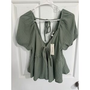 Francescas Womens NWT Green Peplum Top Tie Front Back Puff Sleeve Blouse M